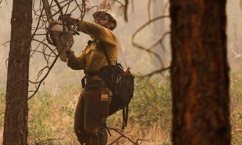Wildfire Fighters Facing Pay Cut Crisis in US