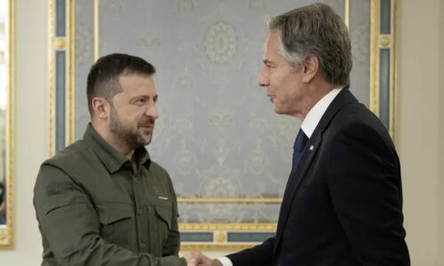 US Pledges $1 Billion in Aid to Ukraine as Russias Aggression Escalates