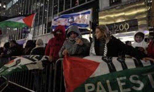 Chaotic Pro-Palestinian Protest Eclipses Rockefeller Center Christmas Tree Lighting, Sparks Nail-Biting Confrontations and Arrests Chaotic Pro-Palestinian Protest Eclipses Rockefeller Center Christmas Tree Lighting, Sparks Nail-Biting Confrontations and Arrests