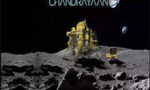 Despite Tensions, Pakistan Applauds Indias Moon Landing as a Historic Triumph
