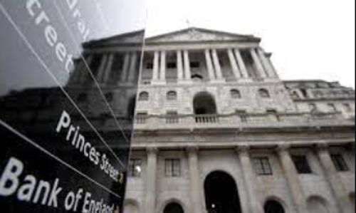 Bank of England Keeps Interest Rates at 15-Year High as UK Inflation Expected to Decrease