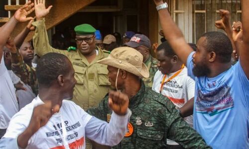 Niger Shuts Down Airspace Indefinitely as West African Bloc Threatens Military Intervention over Ousted President