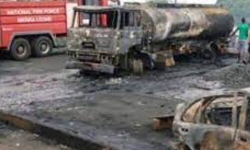 Fatal Fuel Truck Explosion Exposes Risks of Illegal Extraction and Economic Struggles in Nigeria Fatal Fuel Truck Explosion Exposes Risks of Illegal Extraction and Economic Struggles in Nigeria