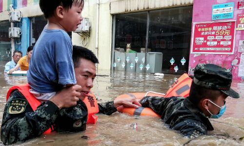 Million-strong Exodus and Sacrificed Homes: Chinas Record Rainfall Sparks Anger and Questions of Compensation Million-strong Exodus and Sacrificed Homes: Chinas Record Rainfall Sparks Anger and Questions of Compensation