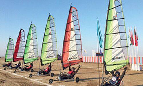 Indian Army Personnel set out on Land Yachting Expedition