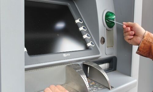 RBI sets deadline for banks to upgrade ATM for better security RBI sets deadline for banks to upgrade ATM for better security