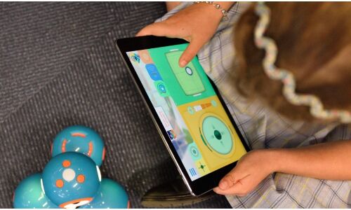 STEMpedia Robotics Learning Platform Teaches STEM Skills to Children STEMpedia Robotics Learning Platform Teaches STEM Skills to Children