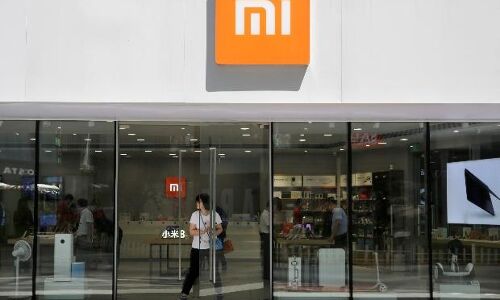 Xiaomi to challenge Samsung in offline market with 10,000 stores in India Xiaomi to challenge Samsung in offline market with 10,000 stores in India