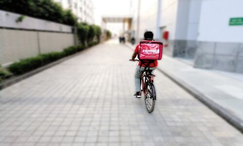Now, Zomato food delivered on bicycle