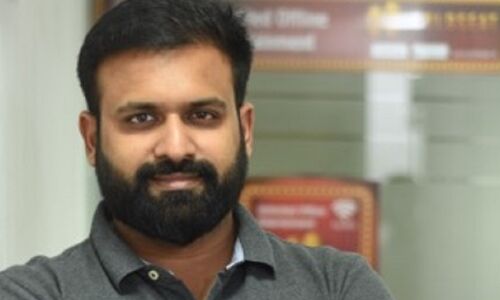 Connectivity issues? No problem. With GoldSeat, watch your favourite movies and shows while travelling