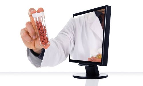 Flashback 2018: E-pharmacies get bouquets and brickbats; AI boosts health-tech