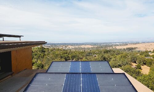 These solar panels pull clean drinking water from the air These solar panels pull clean drinking water from the air