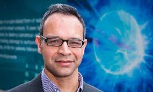 Expert ReachOut welcomes world renowned oncologist Professor Ricky Sharma to the Medical Advisory Panel