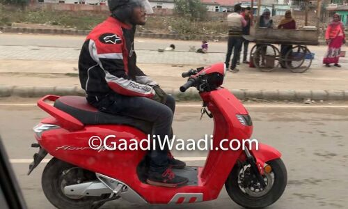 22 Motors Flow electric scooter spy pictures leaked!