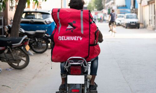 Delhivery Buys Aramexs India Business Delhivery Buys Aramexs India Business