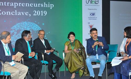 Entrepreneur, intrapreneur: 15 tips on how large firms can tap innovators Entrepreneur, intrapreneur: 15 tips on how large firms can tap innovators