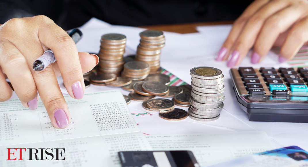 Investor premium in startups under lens