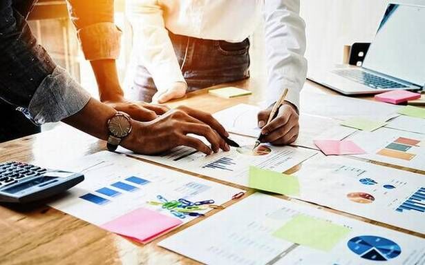 A forecast for management consultants