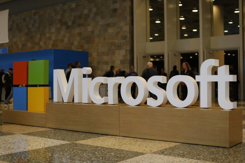 Microsoft to Set Up 10 AI Labs in 10 Universities in India