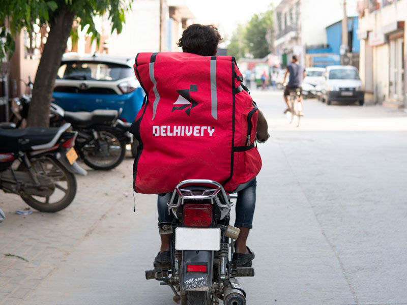 Delhivery Buys Aramexs India Business